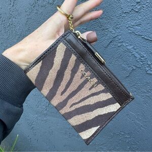 Coach coin purse with keychain, never used